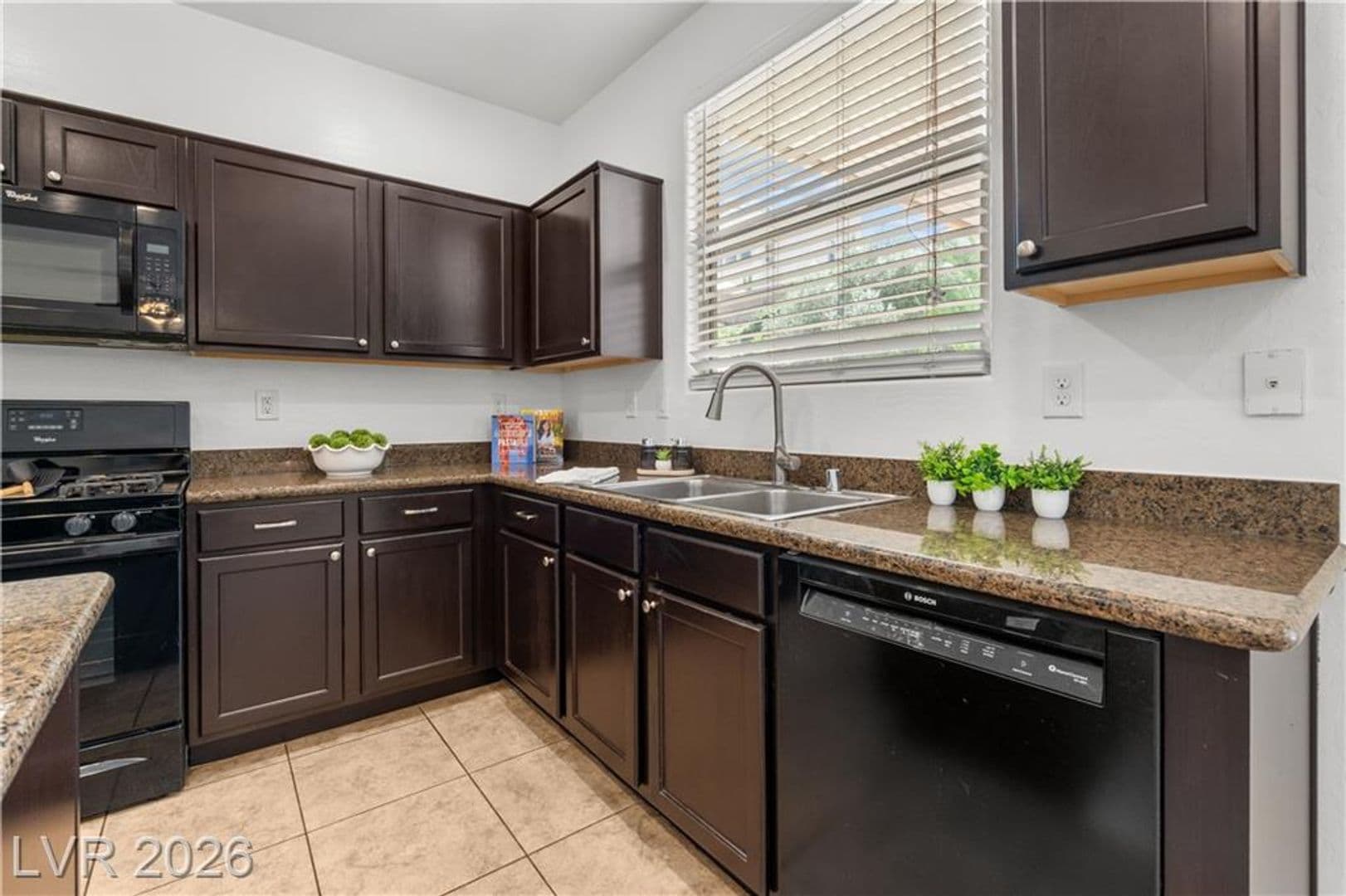Henderson House: 1049 Via Saint Andrea Pl