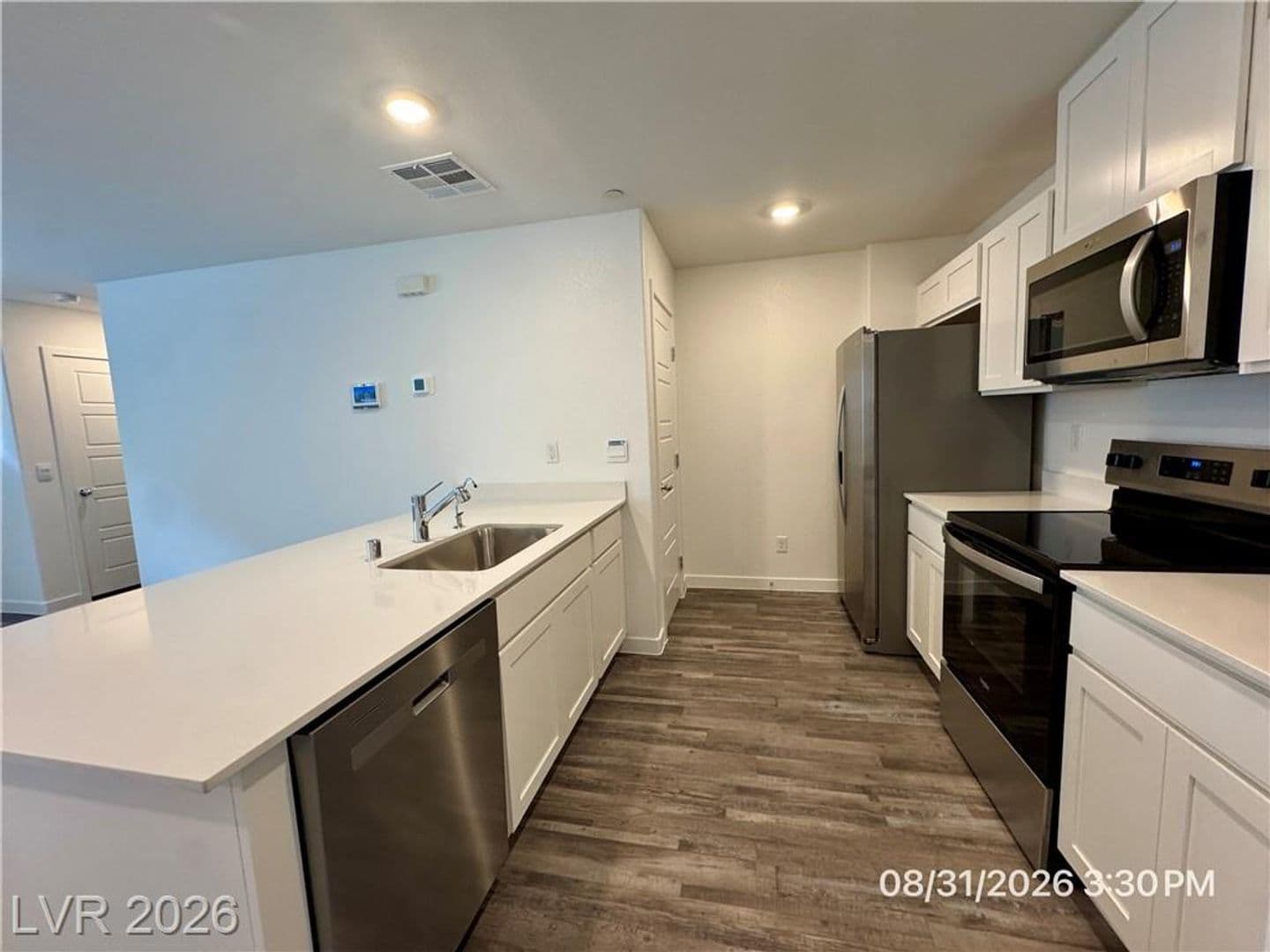 Henderson Townhome: 927 Pink Sugarbird St