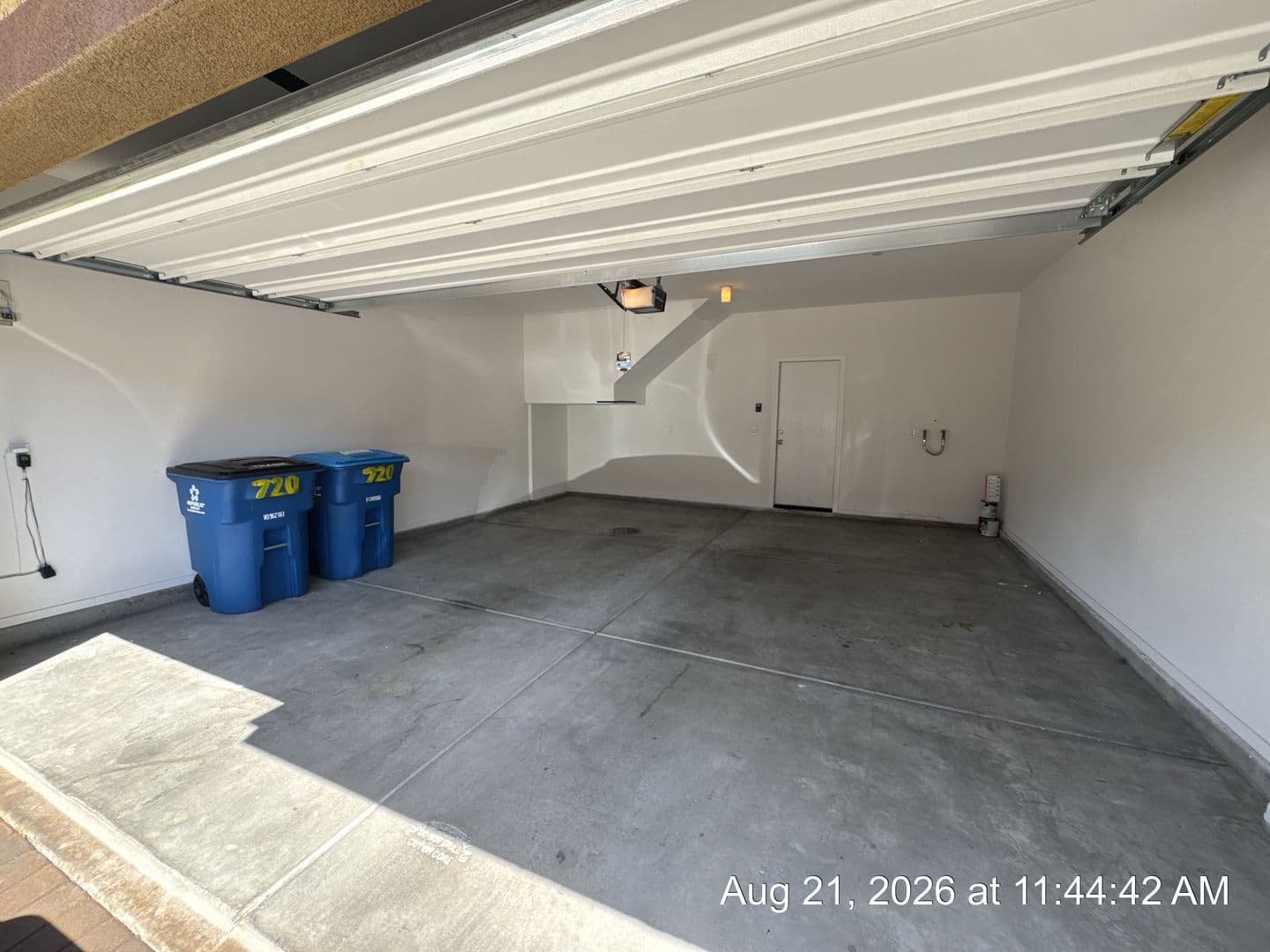 Henderson Townhome: 720 Sleeping City Ave