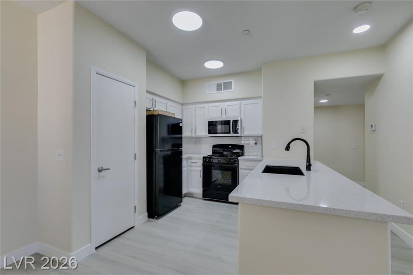 Henderson Condo: 50 Aura de Blanco St #3104