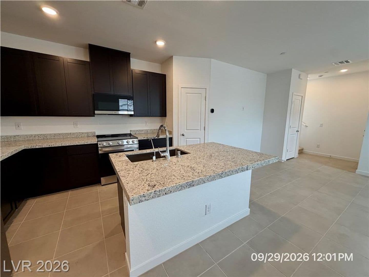 Henderson Townhome: 239 Freeport View Pl