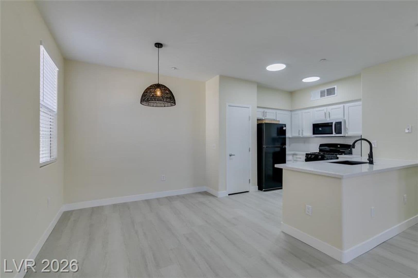 Henderson Condo: 50 Aura de Blanco St #3104