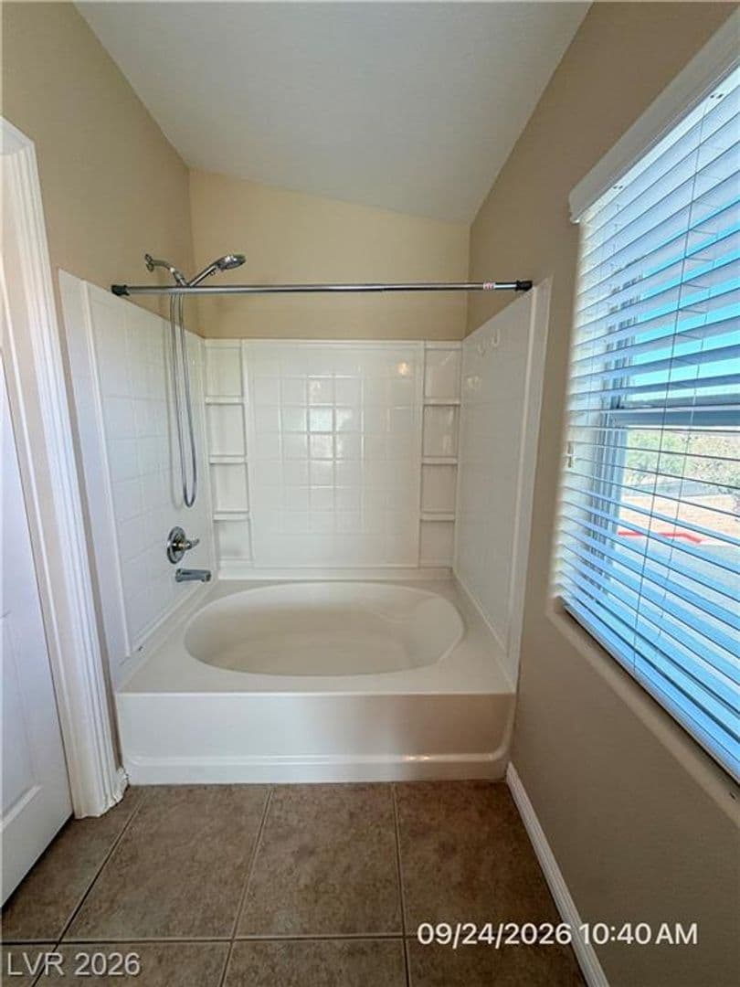 Henderson Townhome: 1073 Pleasure Ln #101