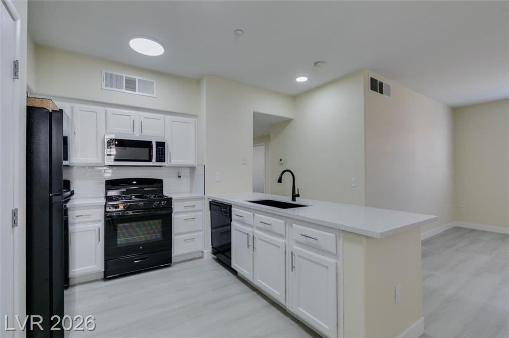 Henderson Condo: 50 Aura de Blanco St #3104