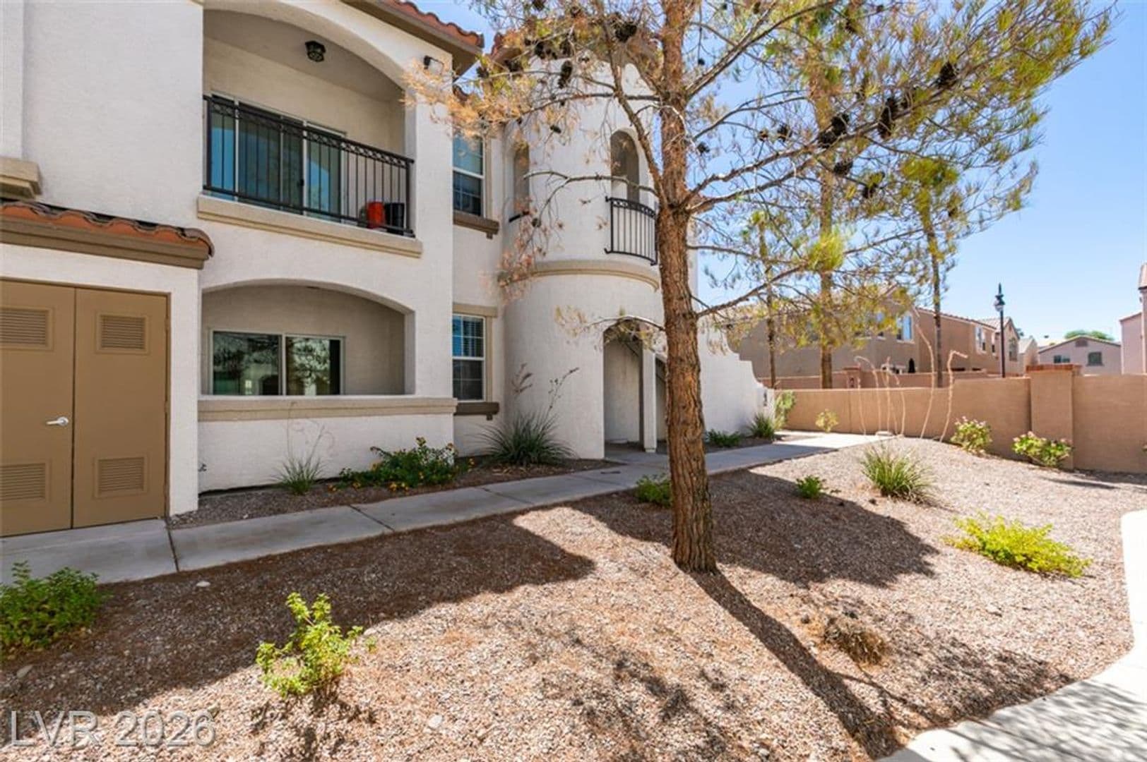 Henderson Condo: 50 Aura de Blanco St #3104