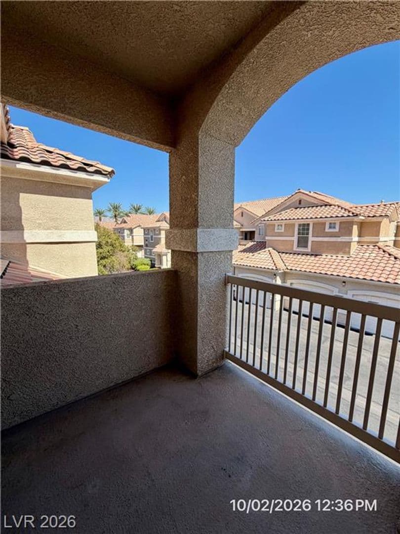 North Las Vegas Townhome: 5855 Valley Dr #2115