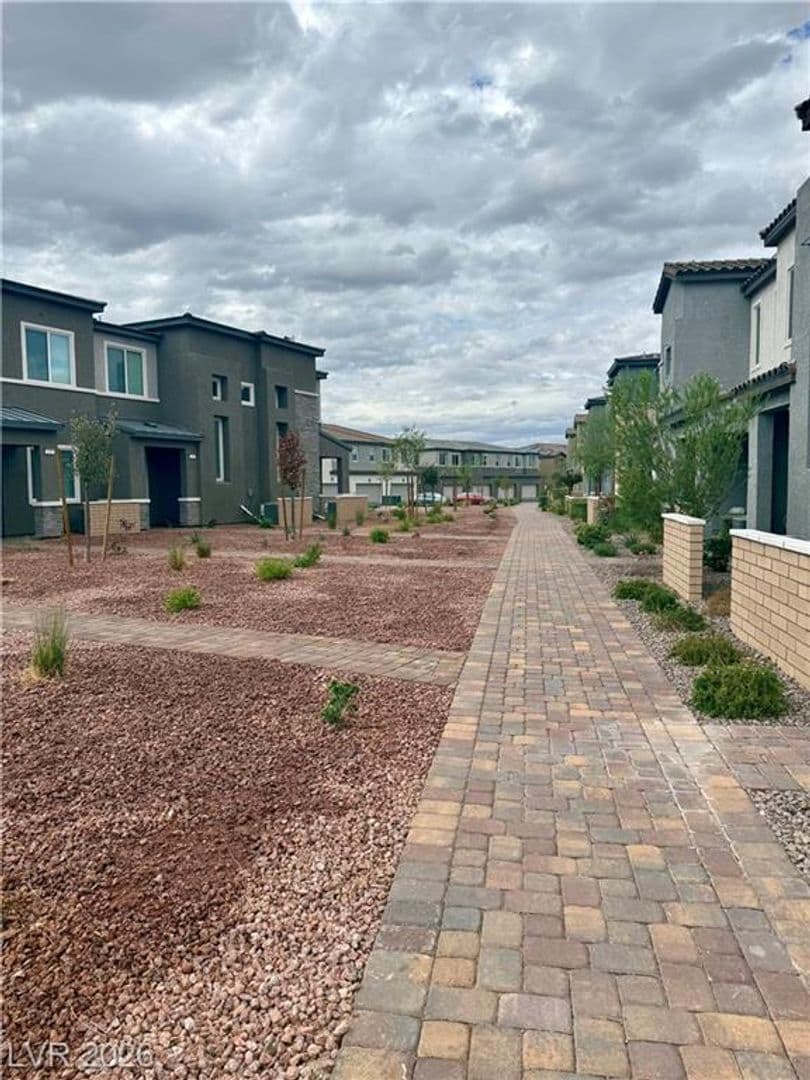 Henderson Townhome: 239 Freeport View Pl