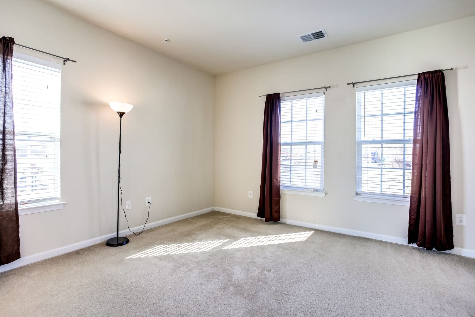 Elkridge House: 7125 Penny Lane