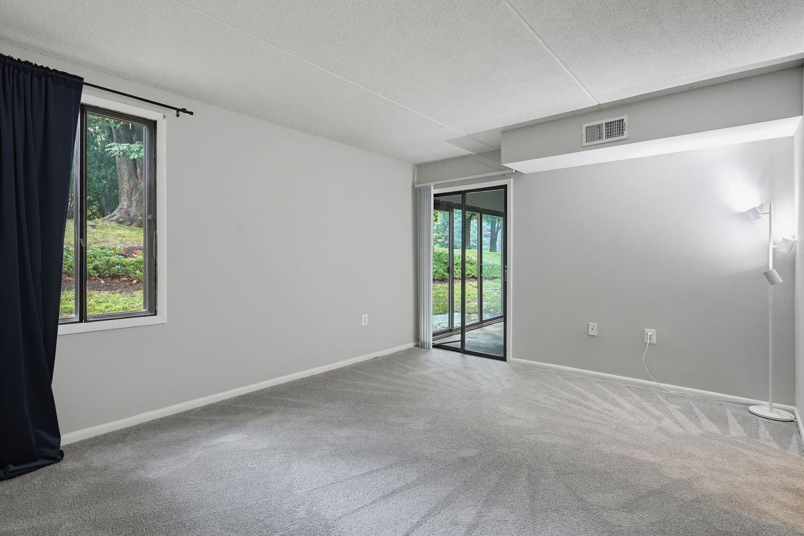 Columbia House: 5247 W Running Brook Apt 101