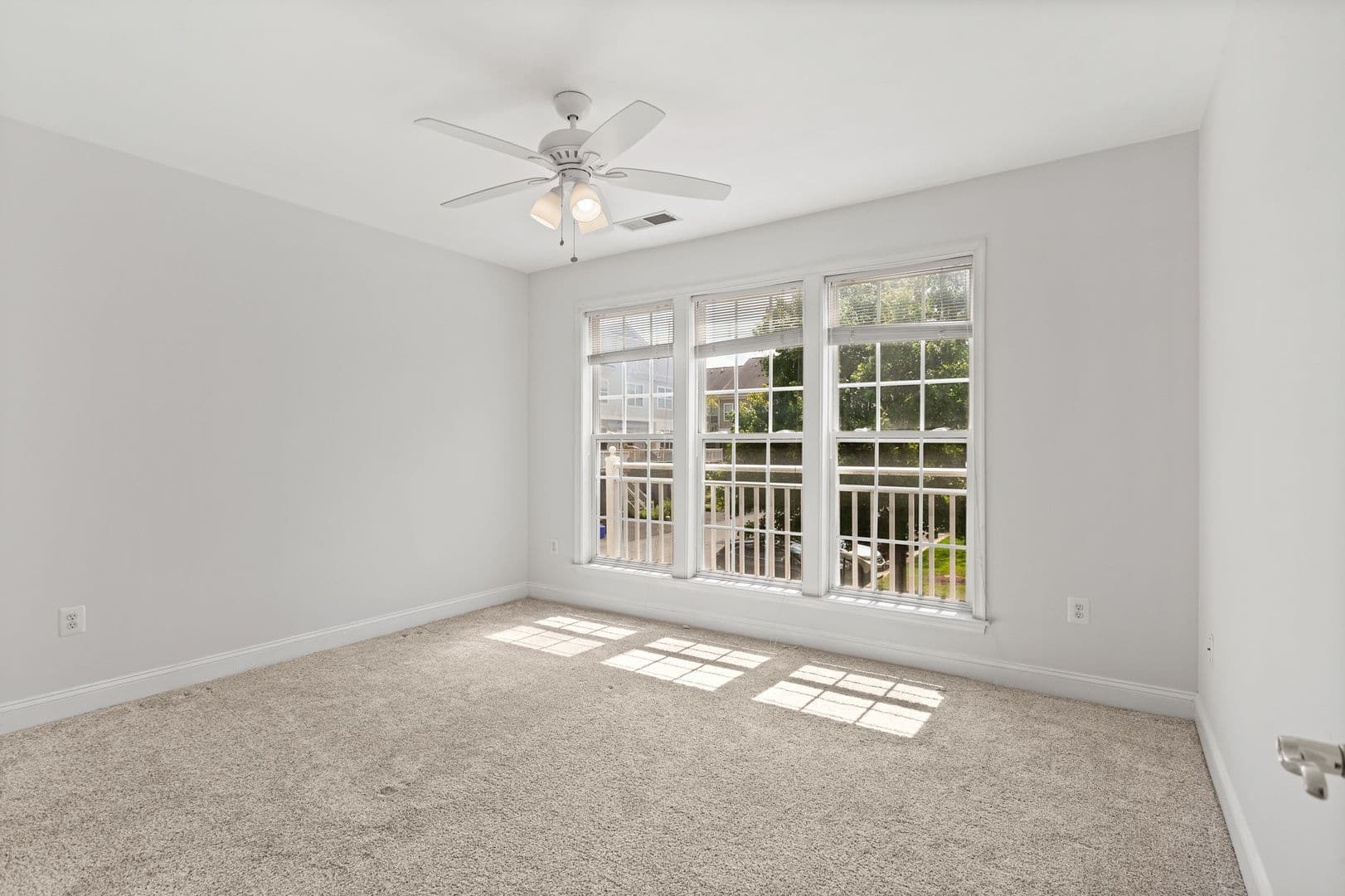 Rockville House: 1002 Elmcroft Blvd