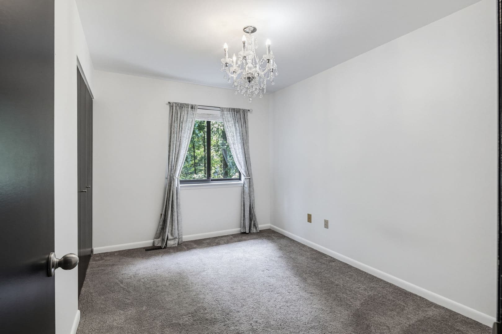 Columbia House: 6103 Triangle Drive