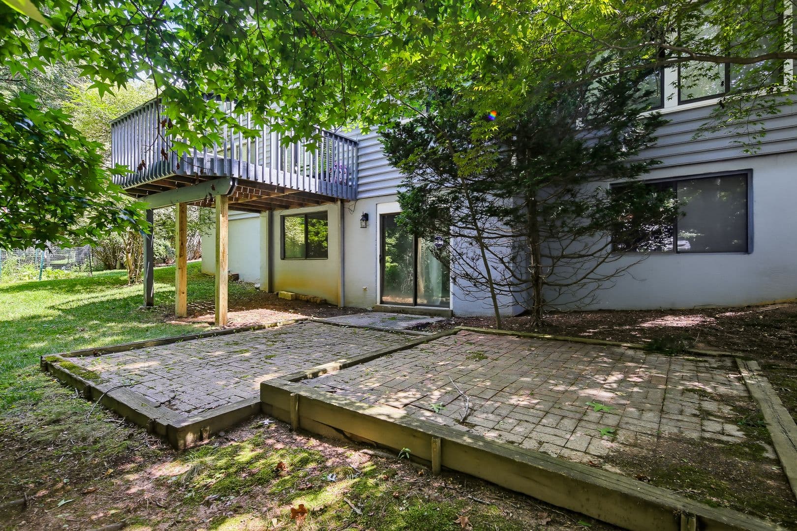 Columbia House: 6103 Triangle Drive