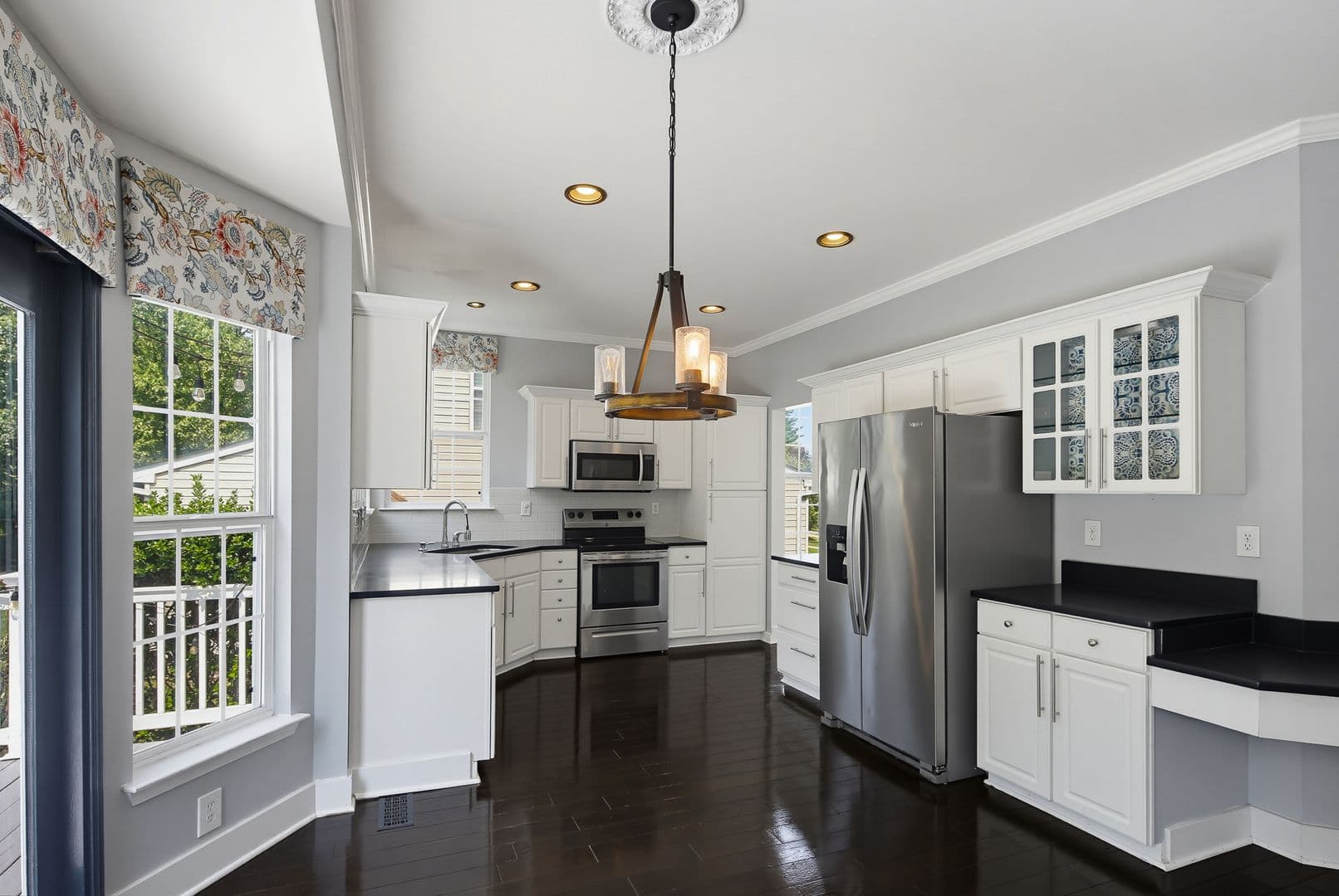 Clarksville House: 6505 Autumn Wind Cir