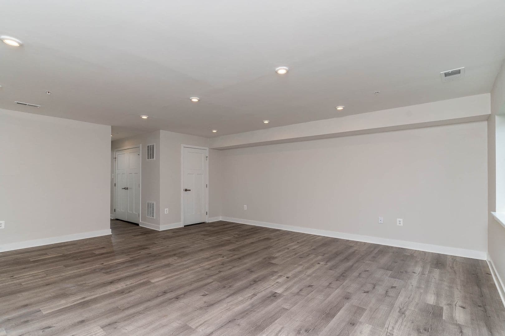Ijamsville Townhome: 6021 Etterbeek Street