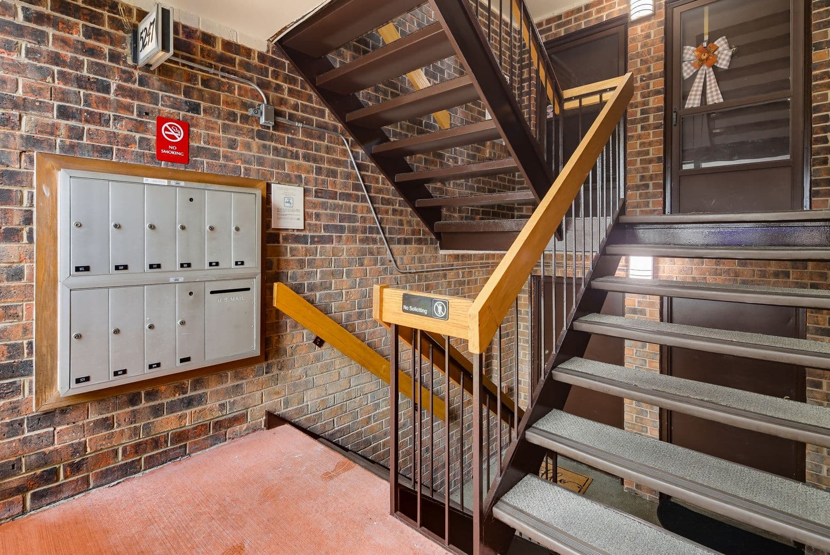 Columbia House: 5247 W Running Brook Apt 101