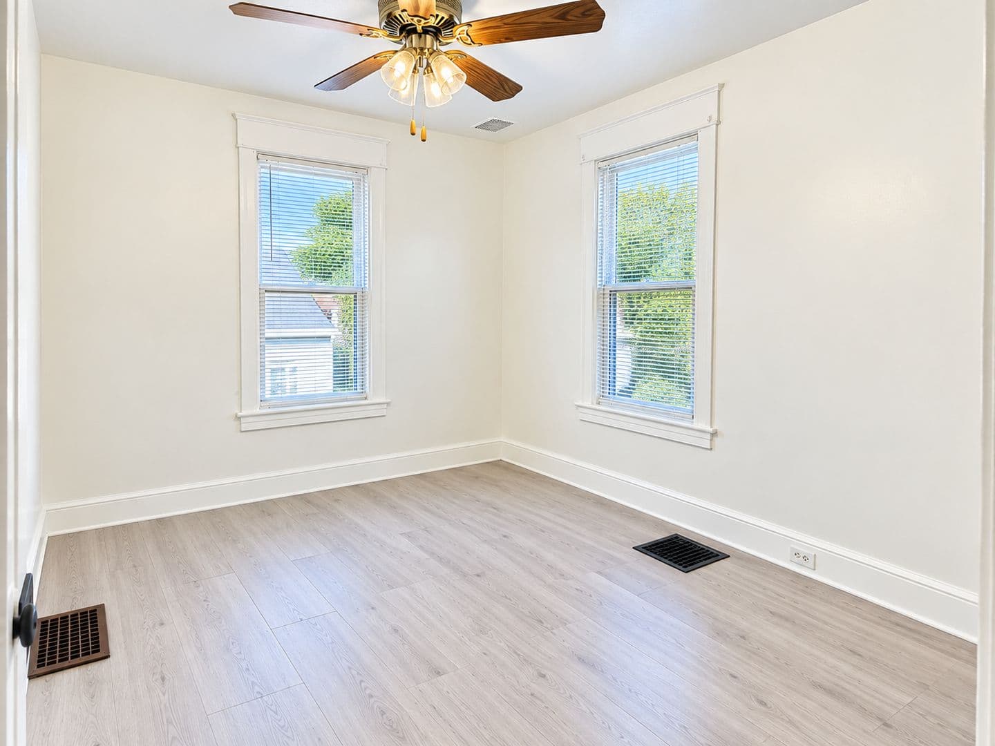 Hagerstown House: 650 N Mulberry Street - 650 N Mulberry Street, Hagerstown, MD 21740