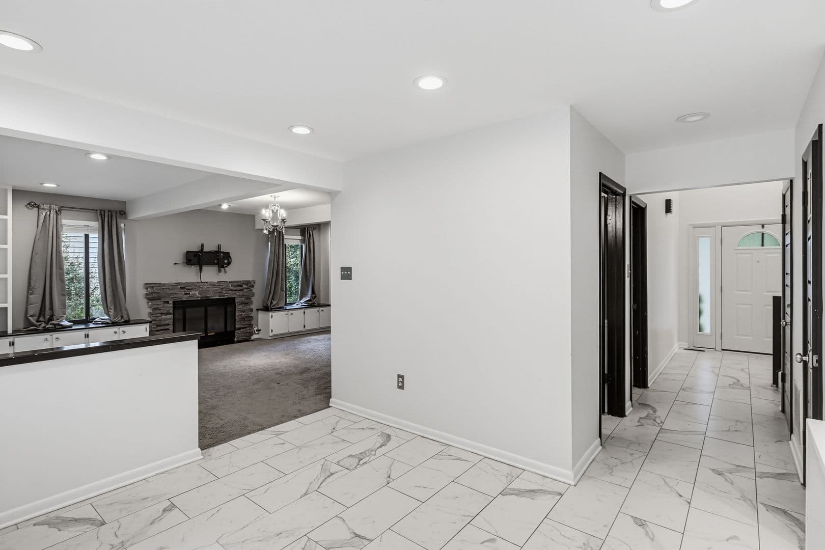 Columbia House: 6103 Triangle Drive