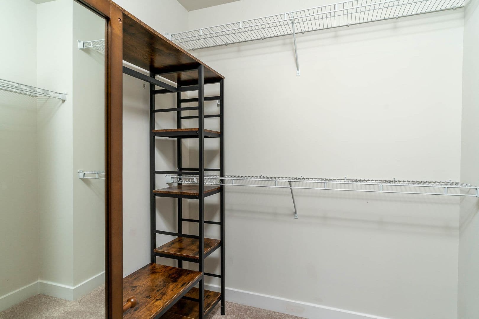 Ijamsville Townhome: 6021 Etterbeek Street