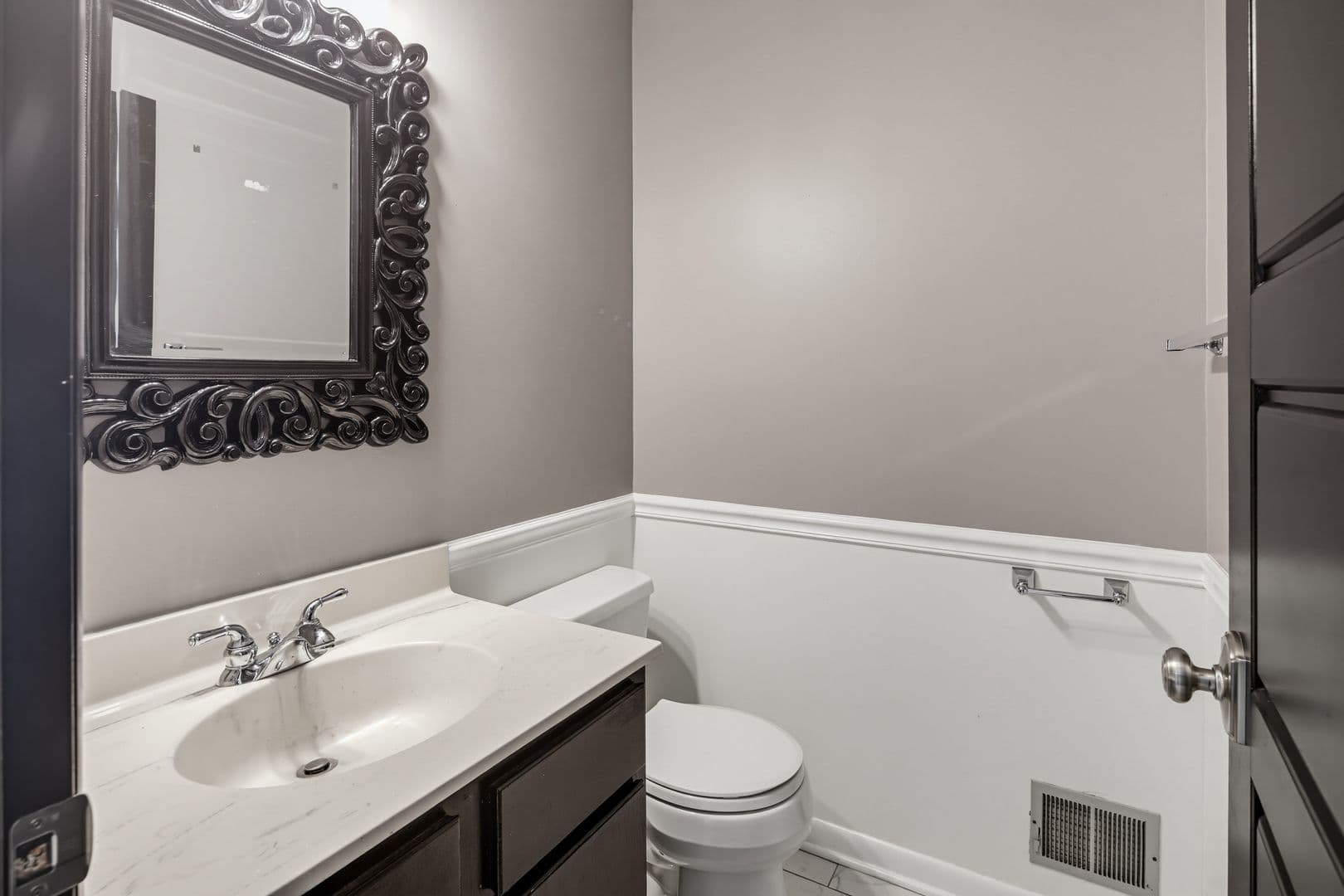 Columbia House: 6103 Triangle Drive