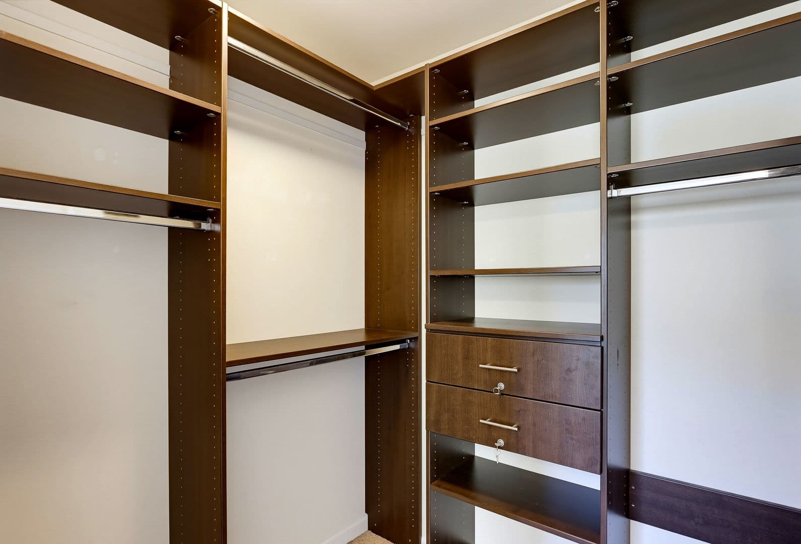 Hanover House: 7224 Brinley Way