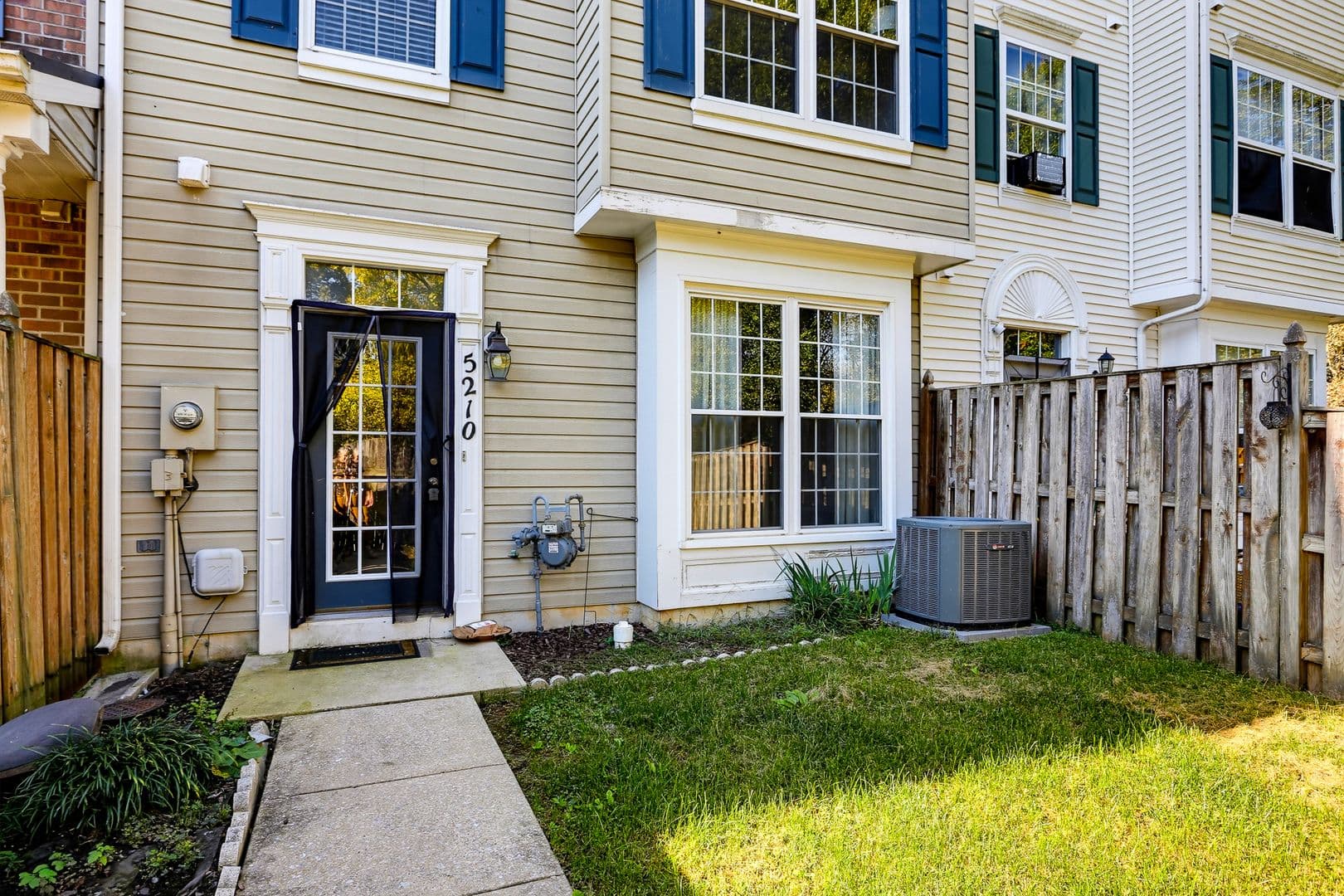 Frederick House: 5210 Duke Court