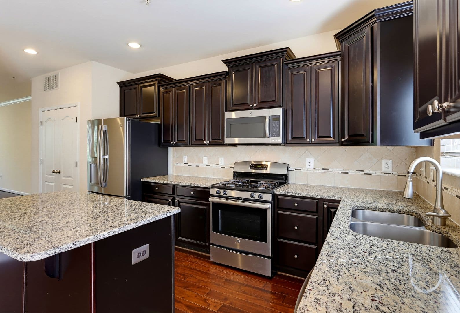 Hanover House: 7224 Brinley Way