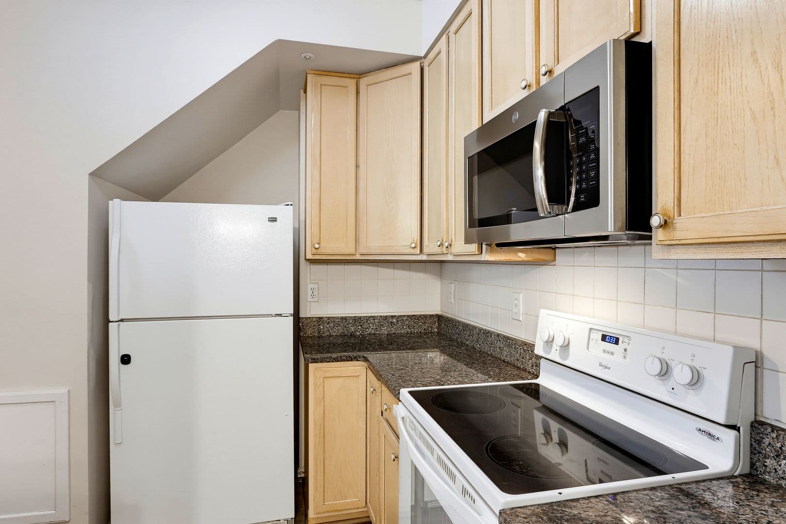 Frederick House: 5210 Duke Court