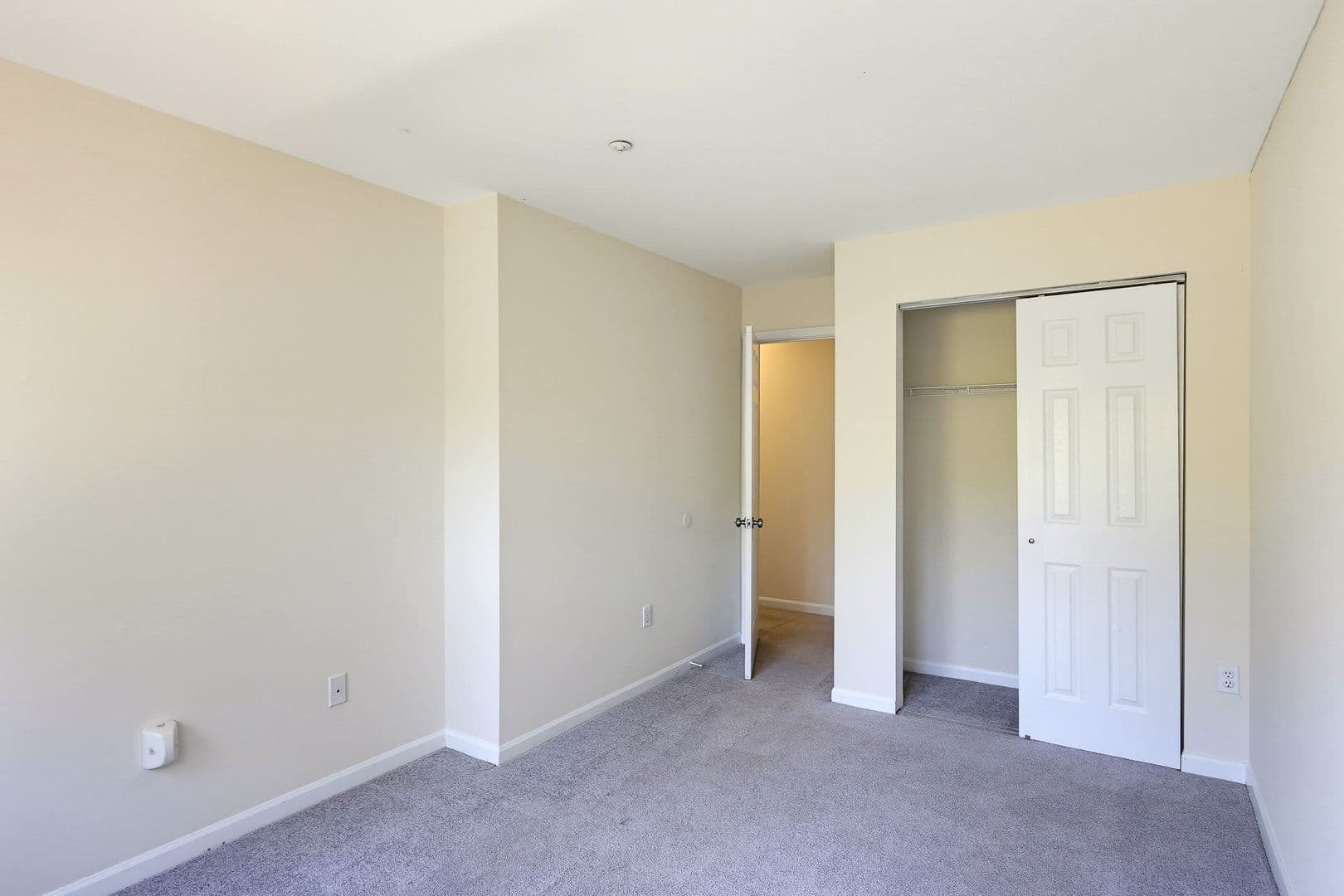 Frederick House: 5210 Duke Court