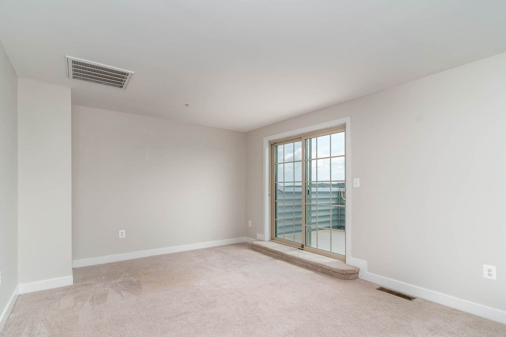 Ijamsville Townhome: 6021 Etterbeek Street