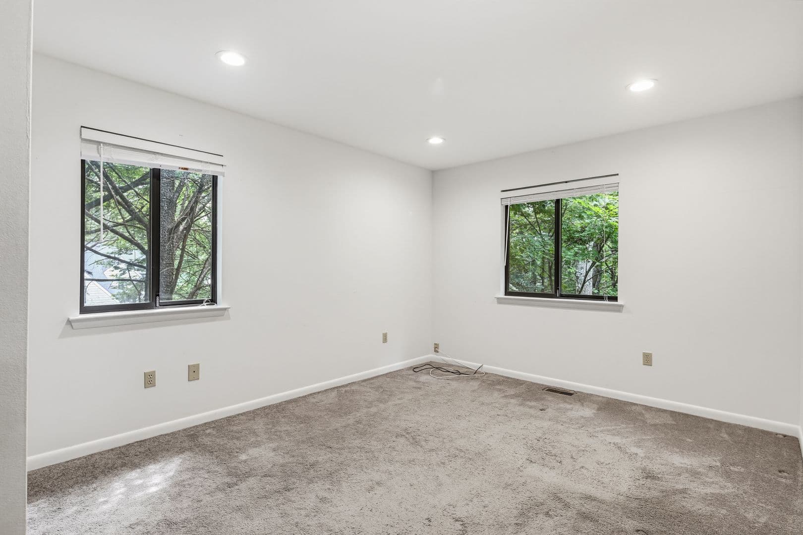 Columbia House: 6103 Triangle Drive