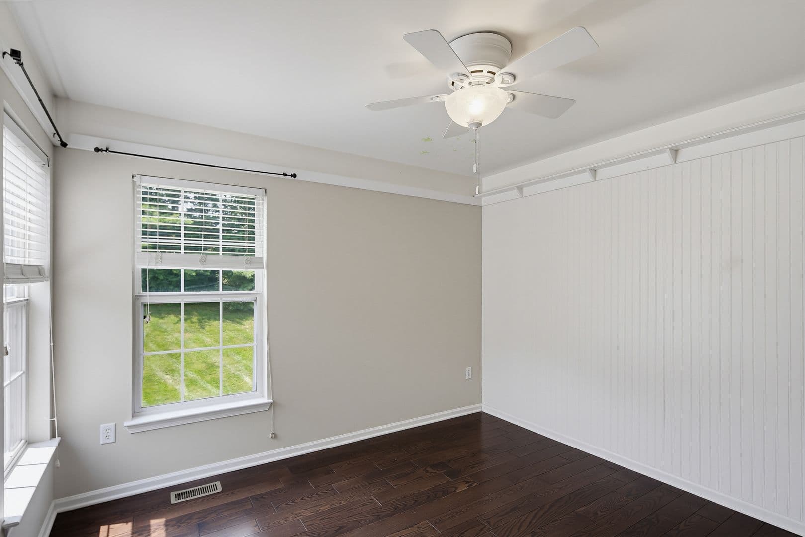 Clarksville House: 6505 Autumn Wind Cir