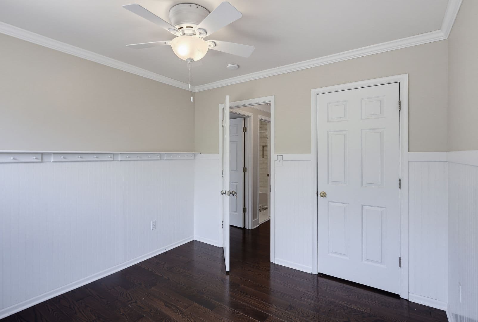 Clarksville House: 6505 Autumn Wind Cir