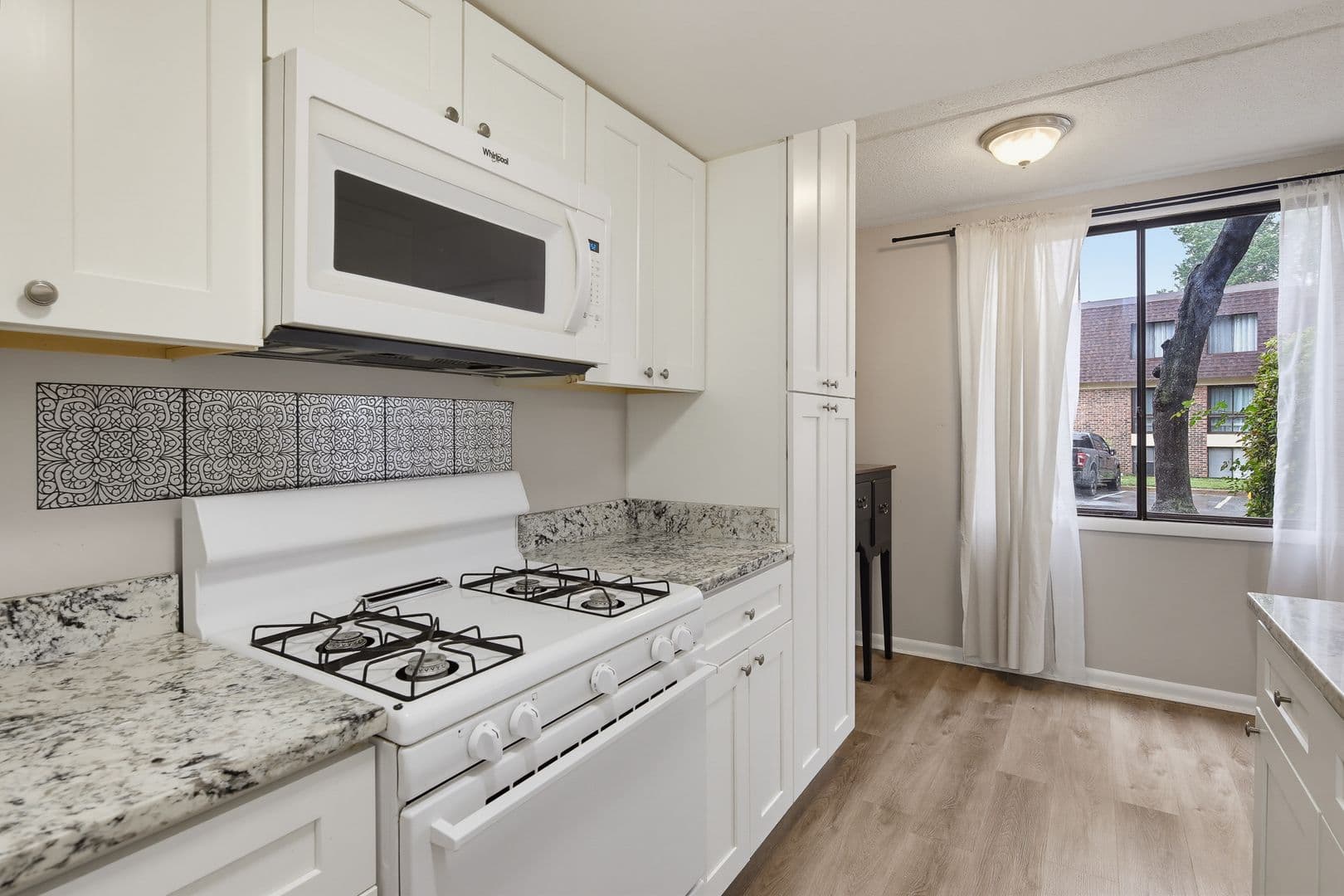 Columbia House: 5247 W Running Brook Apt 101