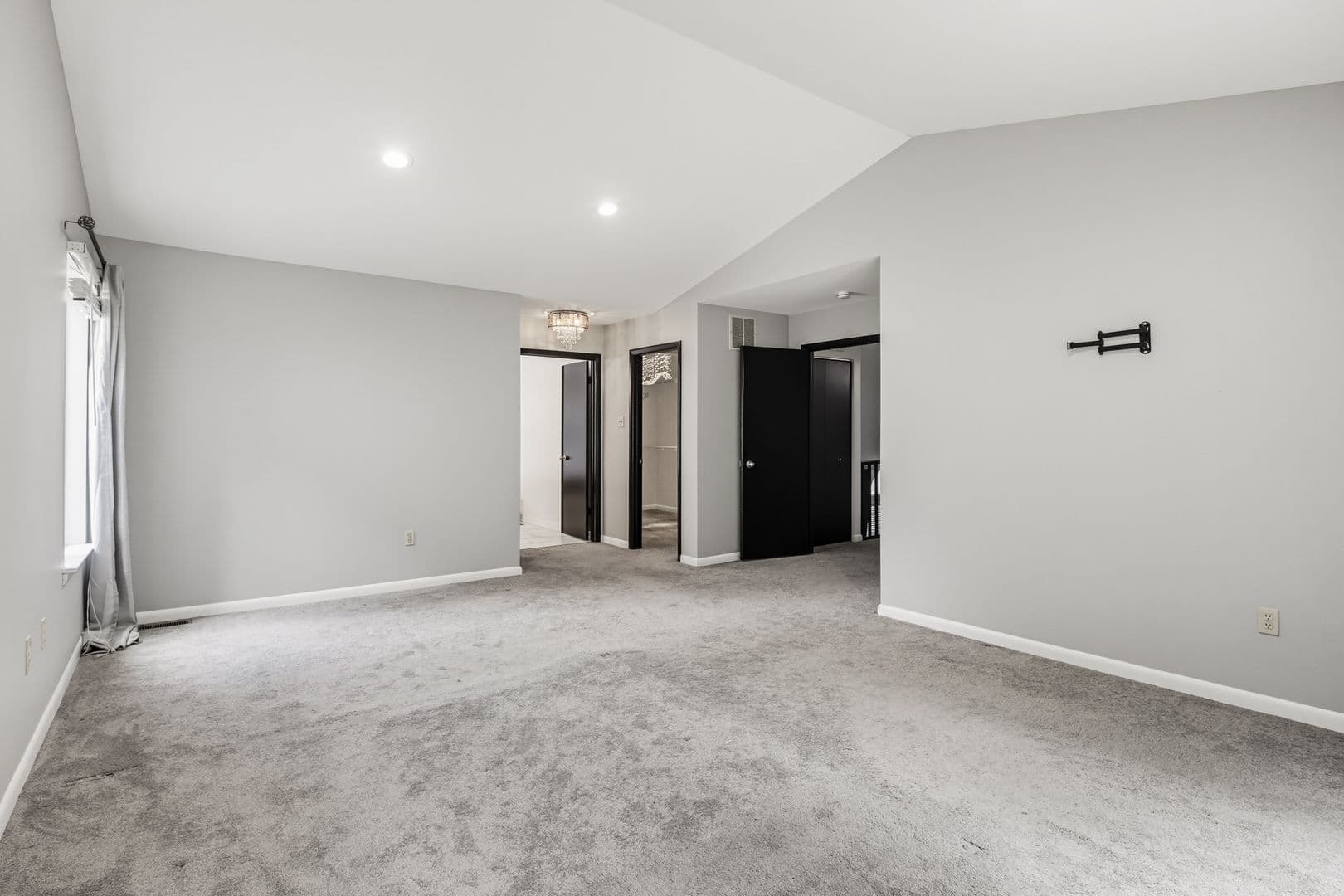Columbia House: 6103 Triangle Drive