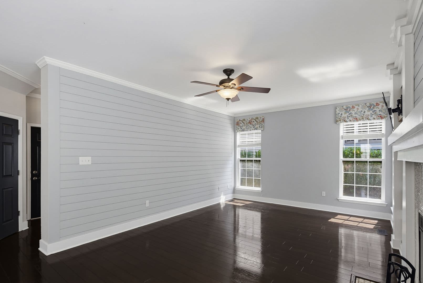 Clarksville House: 6505 Autumn Wind Cir