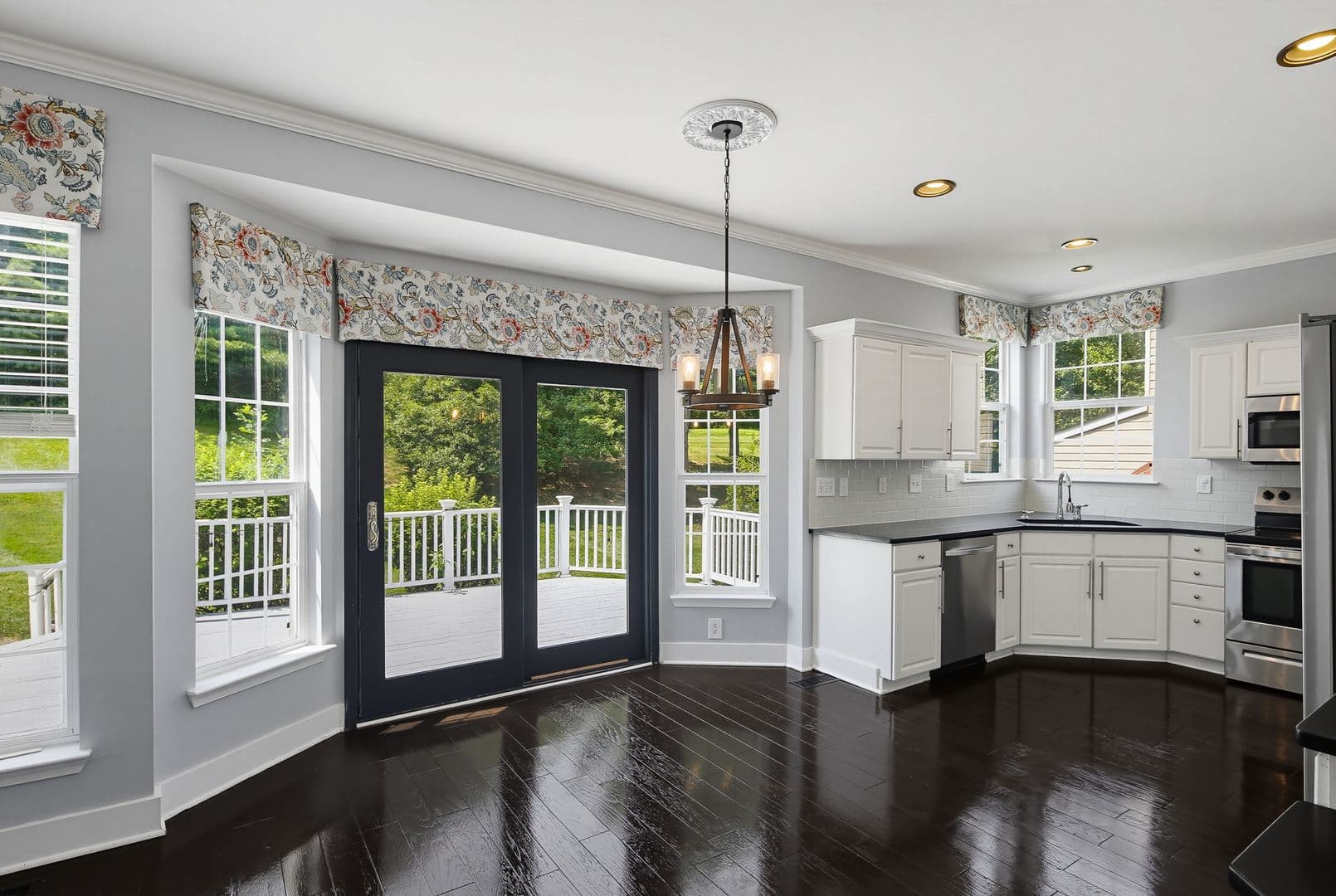 Clarksville House: 6505 Autumn Wind Cir