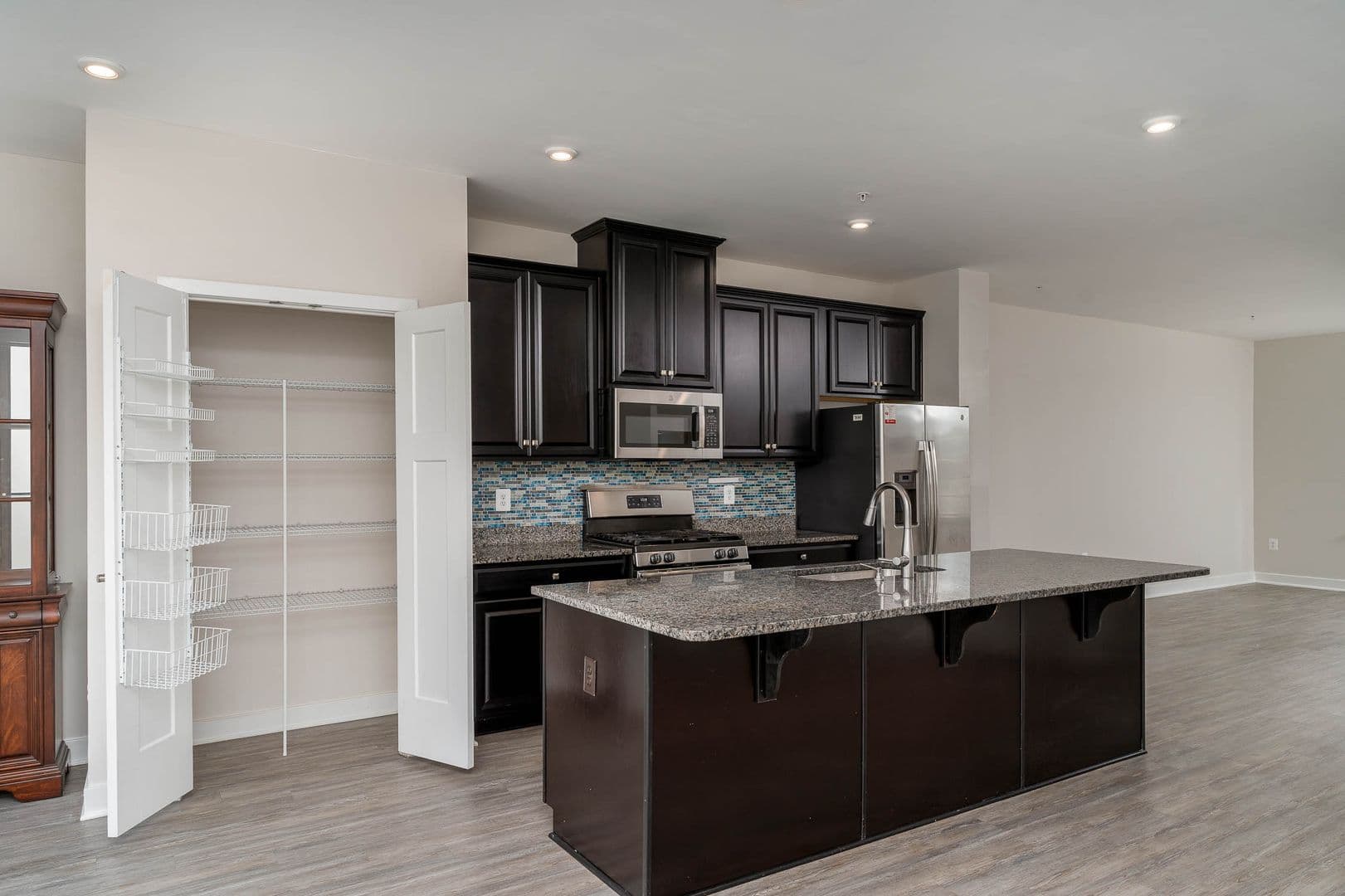 Ijamsville Townhome: 6021 Etterbeek Street