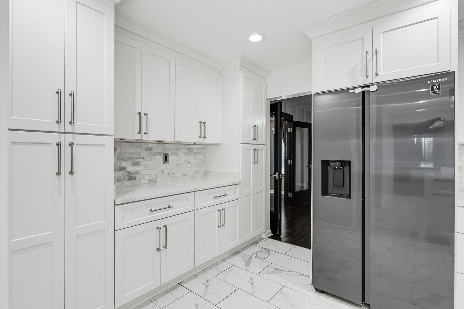 Columbia House: 6103 Triangle Drive