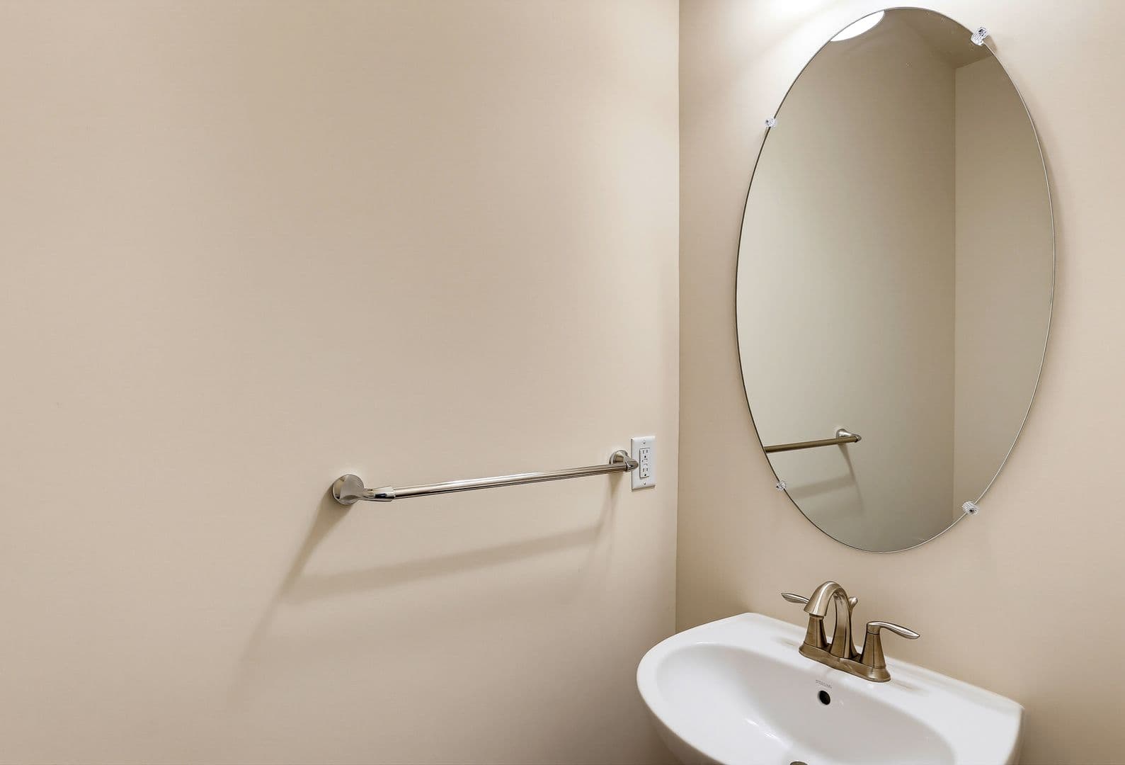 Hanover House: 7224 Brinley Way