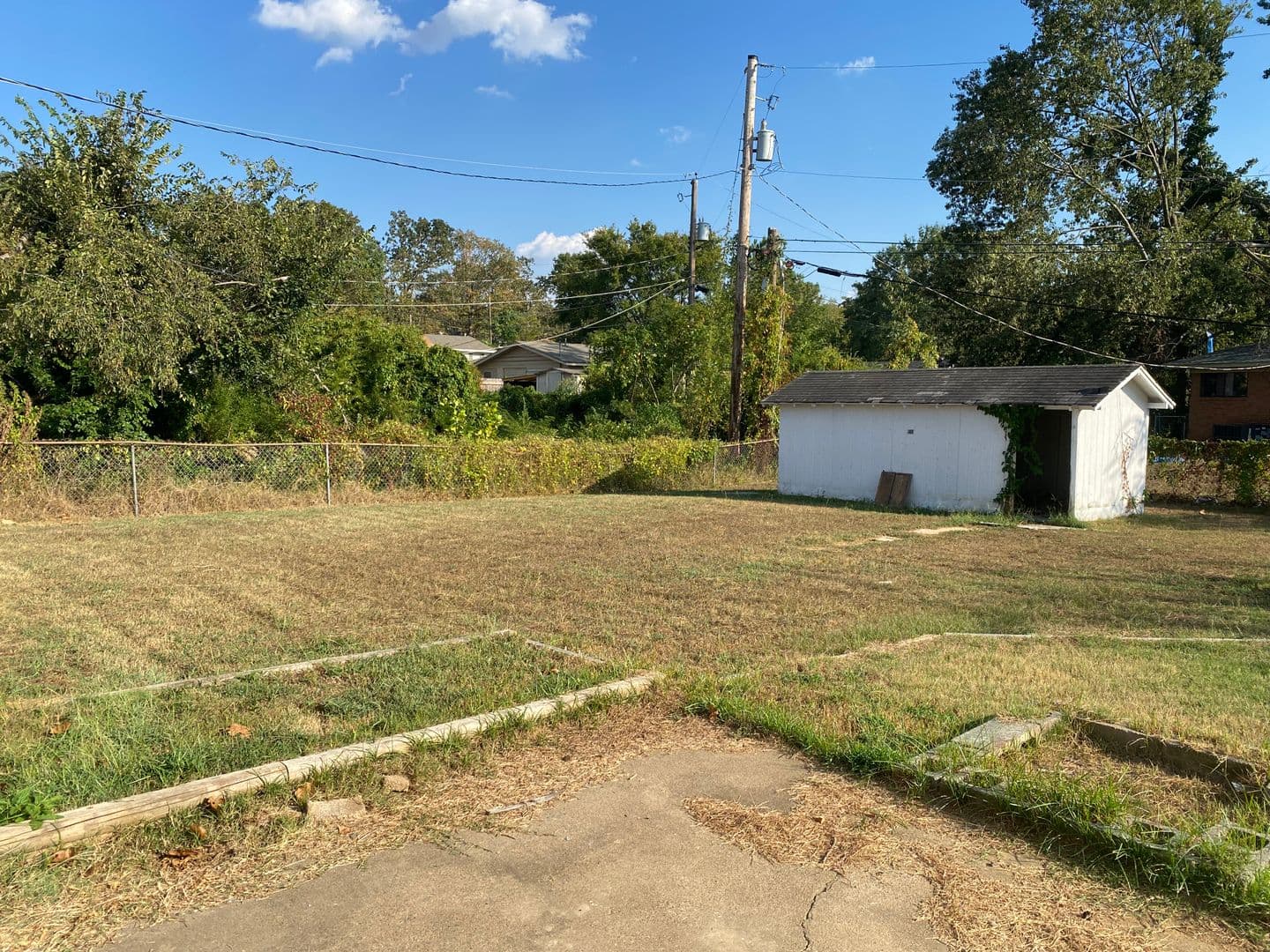 NLR House: 406 Harper
