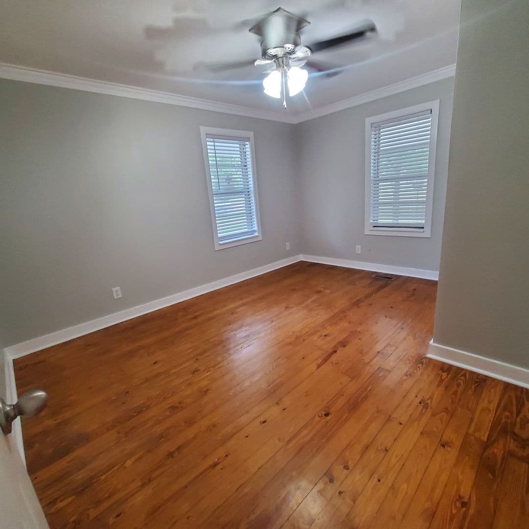 Sherwood House: 702 Wildwood