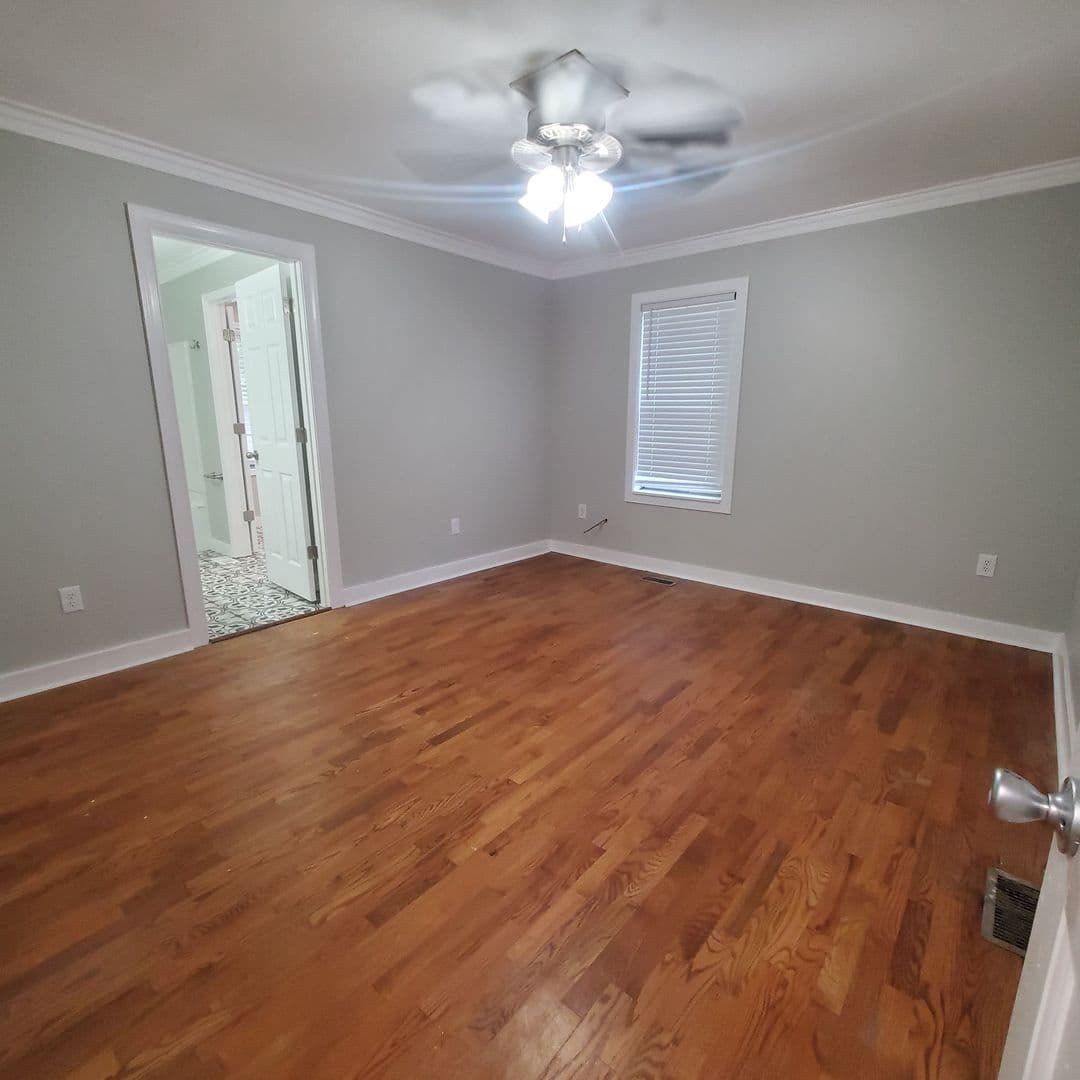 Sherwood House: 702 Wildwood