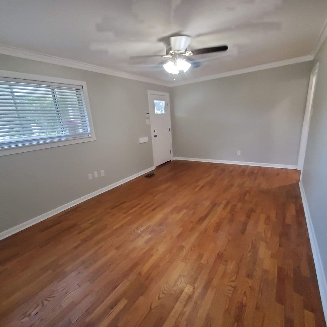 Sherwood House: 702 Wildwood