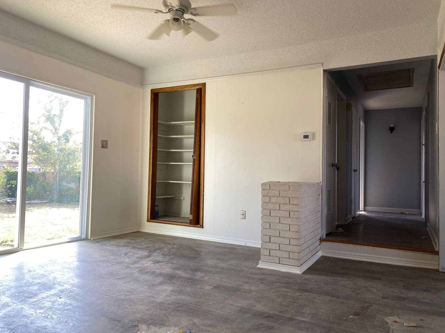 NLR House: 406 Harper