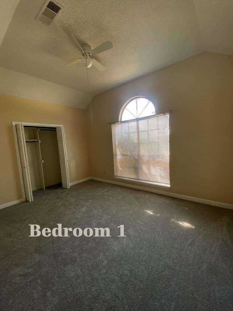 Jacksonville House: 4502 Pennpointe Pl