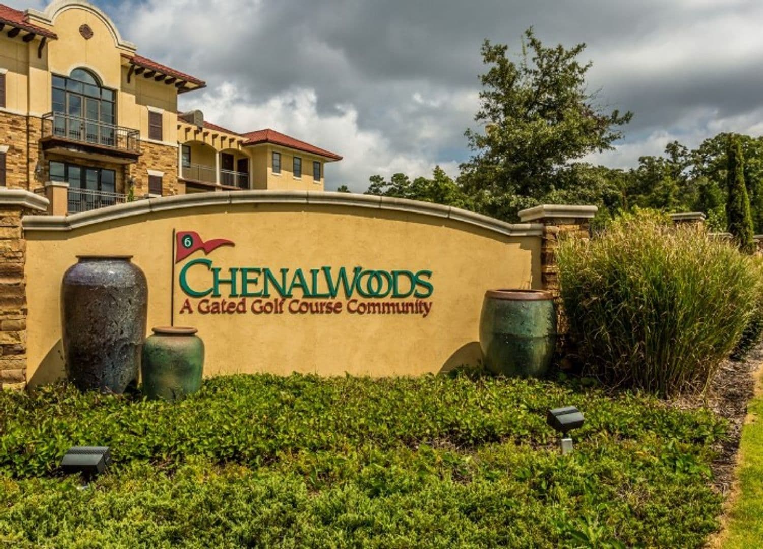 Little Rock House: Chenal Woods Condos