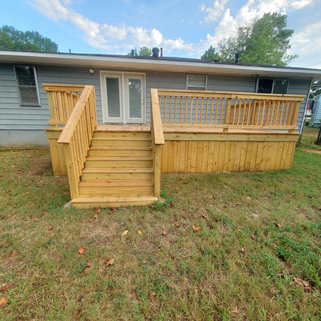 Sherwood House: 702 Wildwood