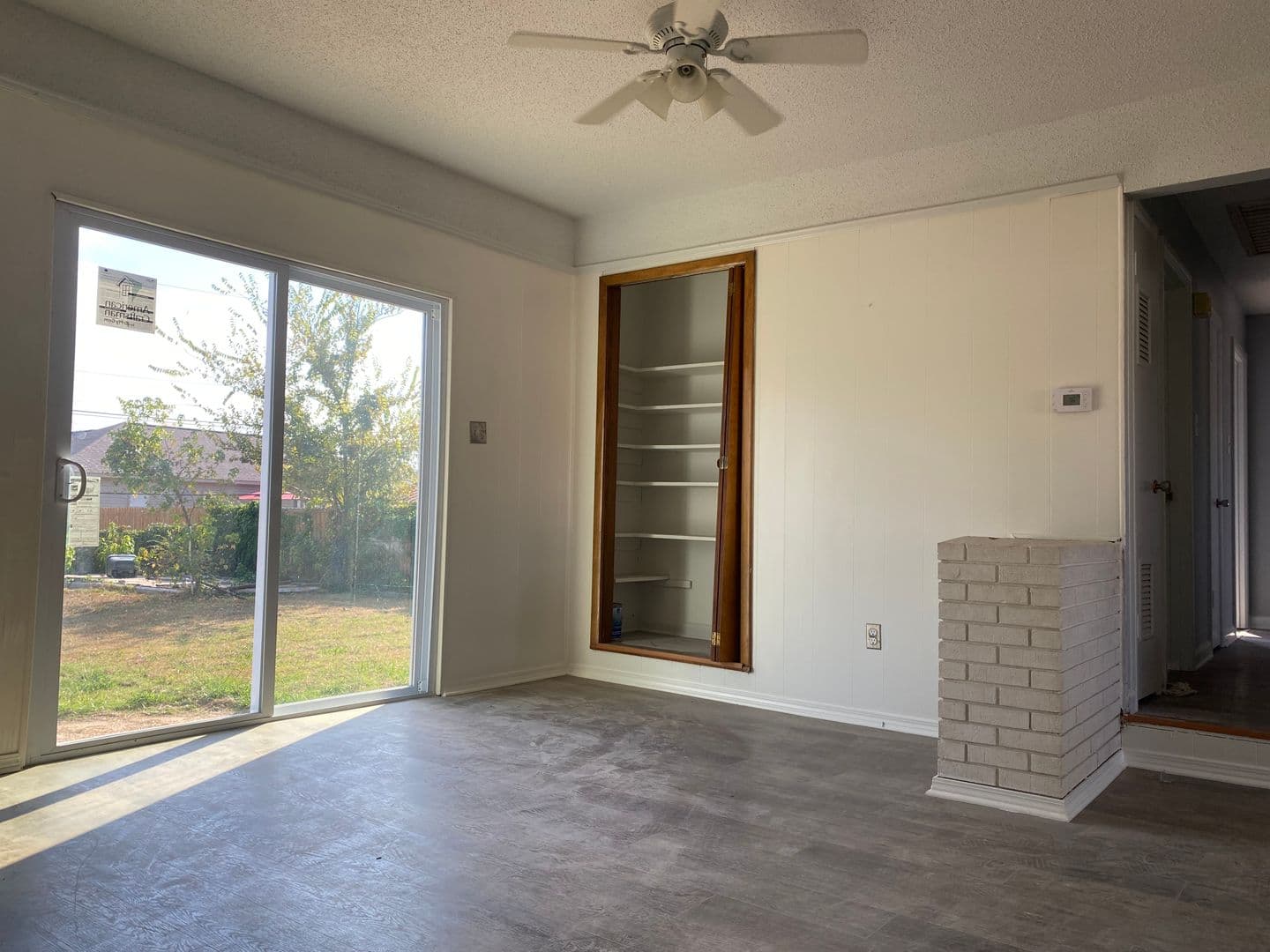 NLR House: 406 Harper