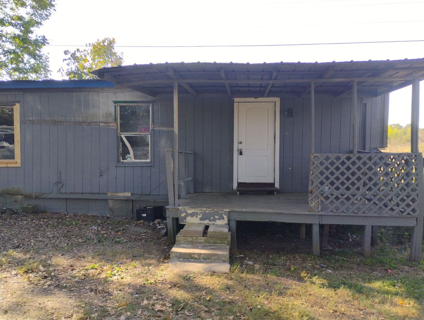 NLR House: 5818 Snoopy Ln