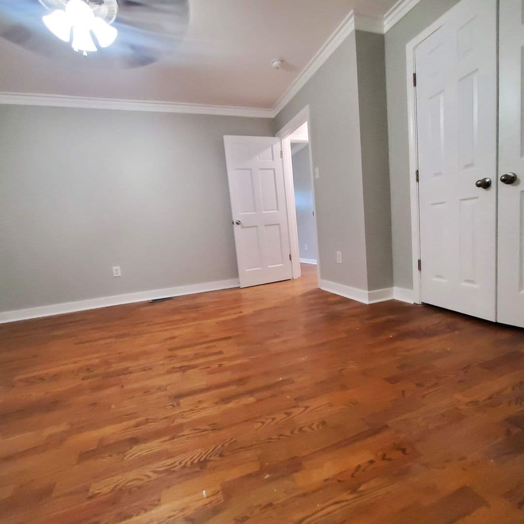 Sherwood House: 702 Wildwood